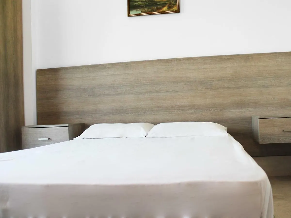 Rebioz Hotel Larnaca